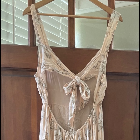 NWT Dress Forum, bought at Urban Outfitters, Sz M. Pale Pink Floral Maxi Dress - Picture 4 of 9